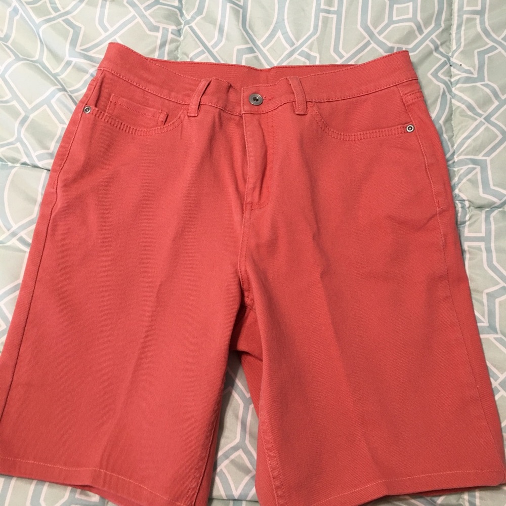 Denim & Co Stretch (9”) Bermuda Shorts (NWOT)